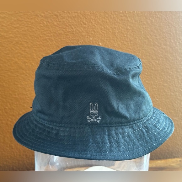 Psycho Bunny Black Bucket Hat With Gray Emblem EUC! - Picture 4 of 8